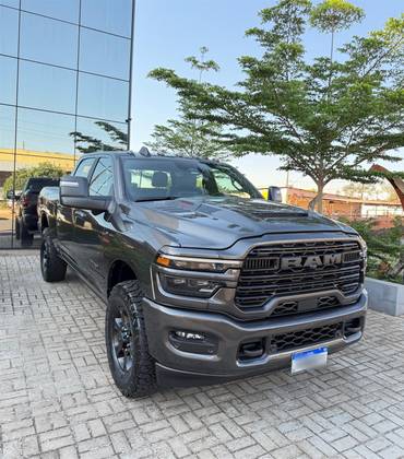 RAM 3500 6.7 I6 TURBO DIESEL LARAMIE NIGHT EDITION CD 4X4 AUTOMÁTICO RAM 3500 6.7 I6 TURBO DIESEL LARAMIE NIGHT EDITION CD 4X4 AUTOMÁTICO